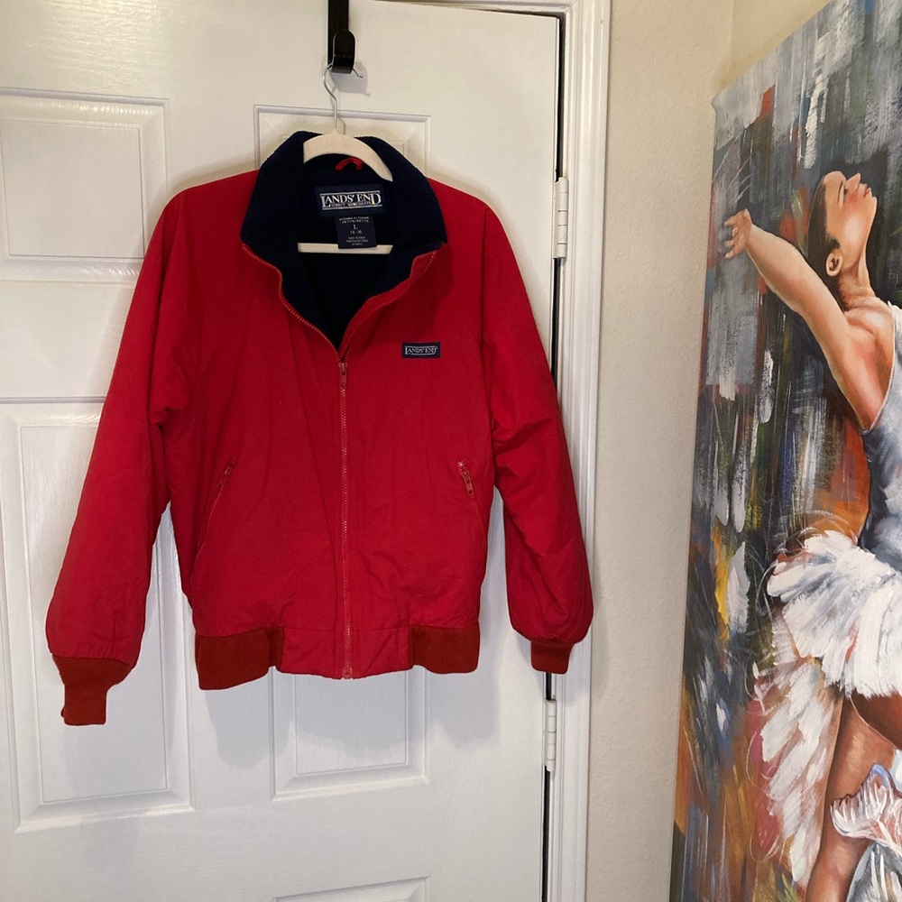 LANDS’ END LINED JACKET-PETITE L(14-16) RED 2 ZIPPERED POCKETS-MACHINE WASHABLE!